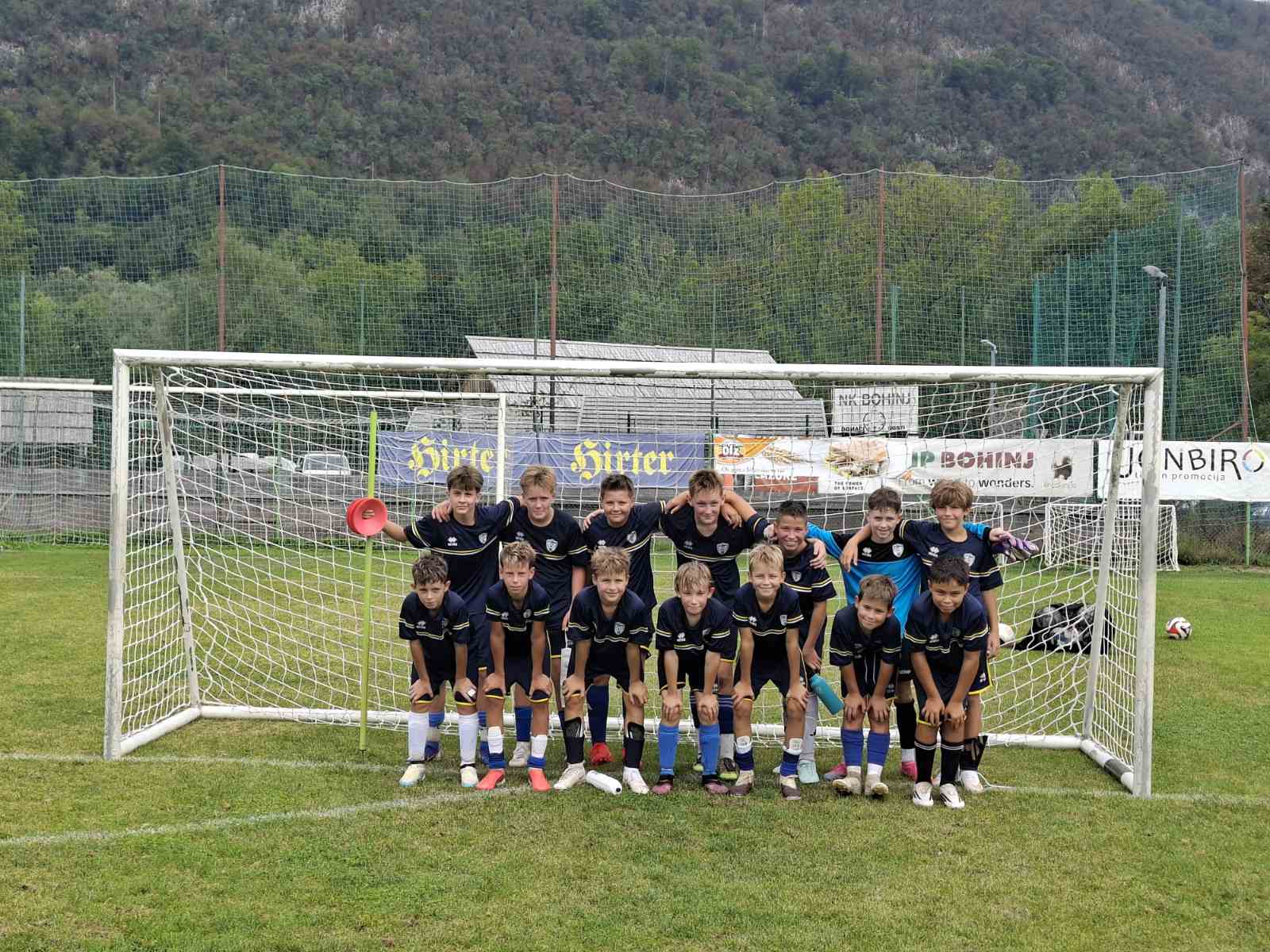 Slika v galeriji 1