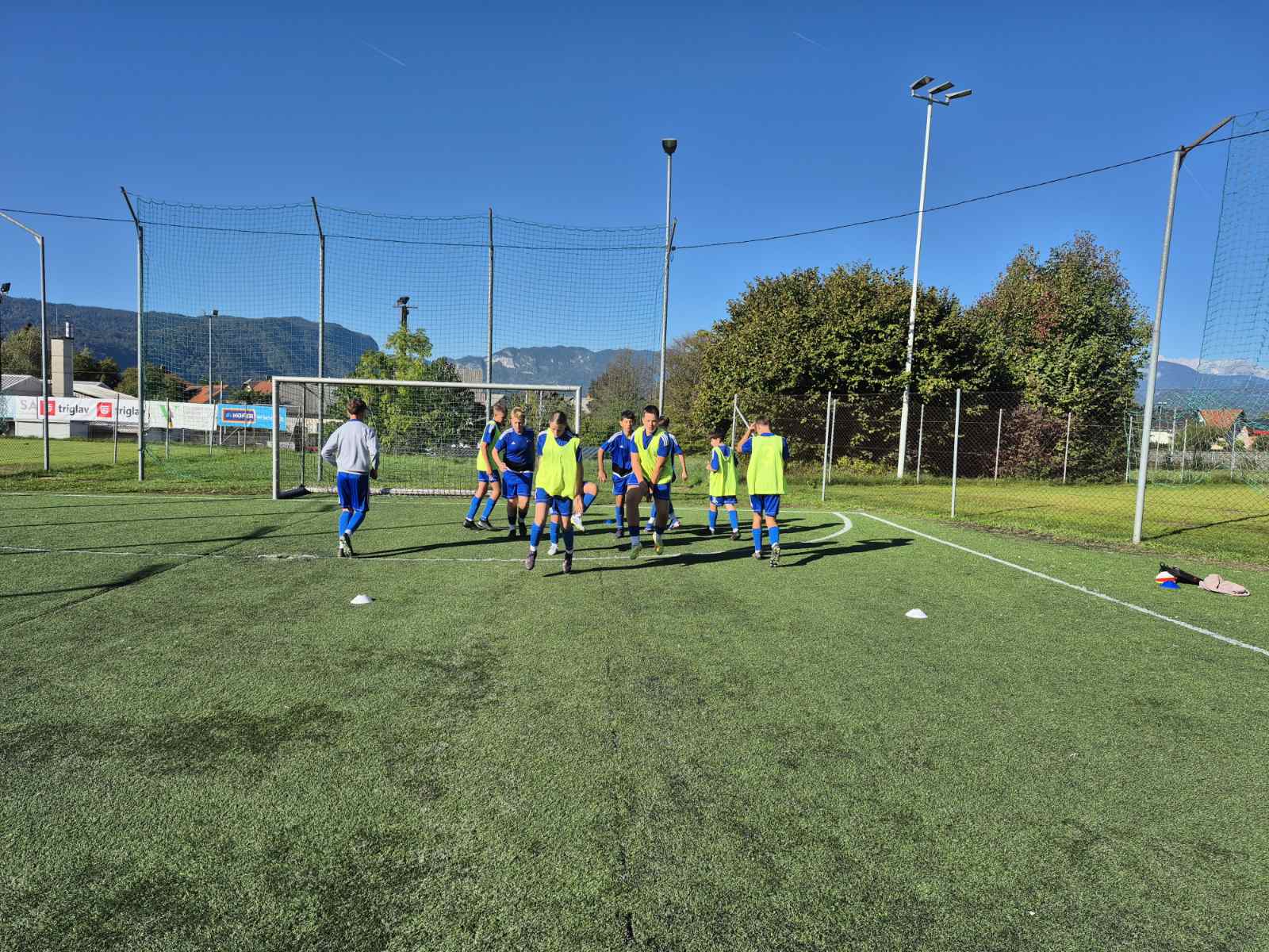 U15 Beli: Rezultat ne pokaže celotne slike derbija v Lescah